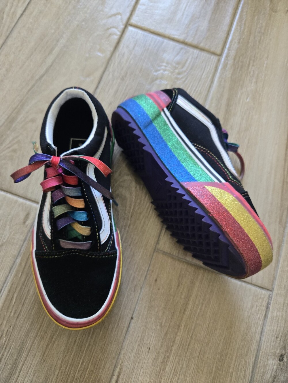 Vans Stacked Old School Pride Platform Sneakers, 3.5/5 - Picture 2 of 15